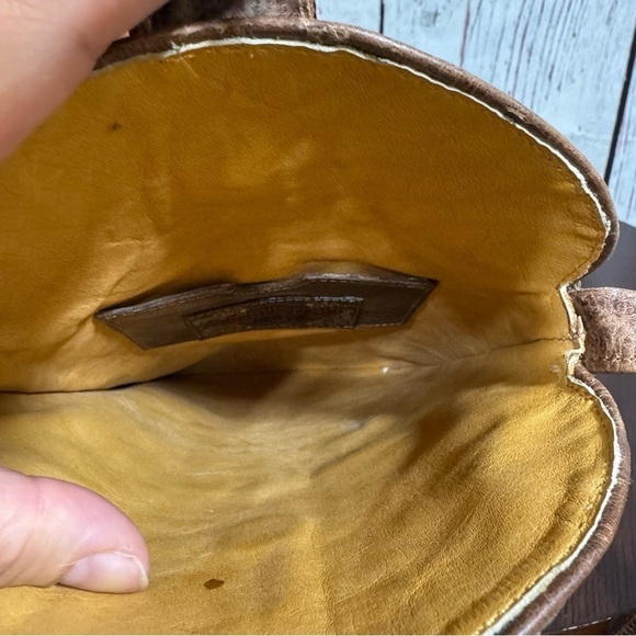 GAME DAY BOOTS Leather  Crossbody Bag  “SFA” Stephen F Austin College Logo EUC - Picture 5 of 13